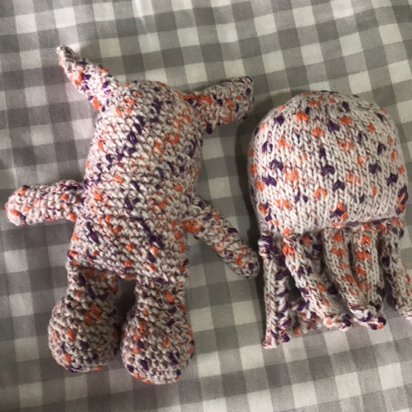 Handmade bunny and octopus - Picture 2 of 2